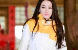 迪丽热巴娱乐新闻,星光璀璨，人气飙升