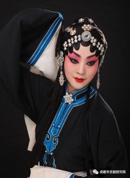 京剧女演员
